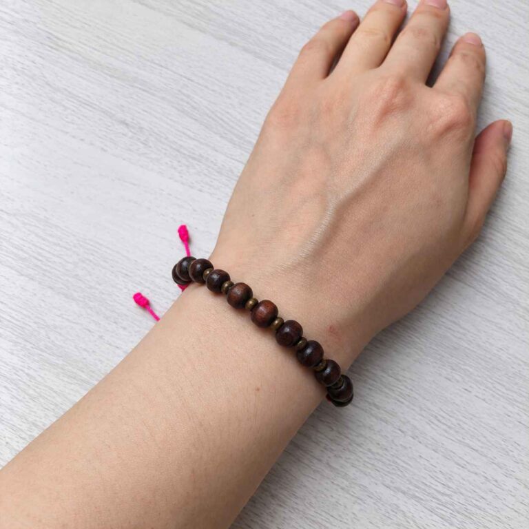 Manilla Artesanal Rosa con Madera Café 2